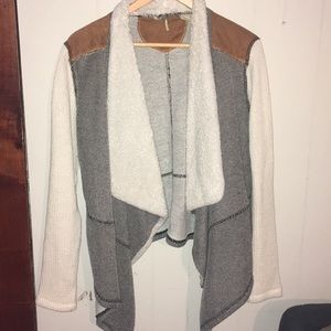 BKE sweater /jacket size XL